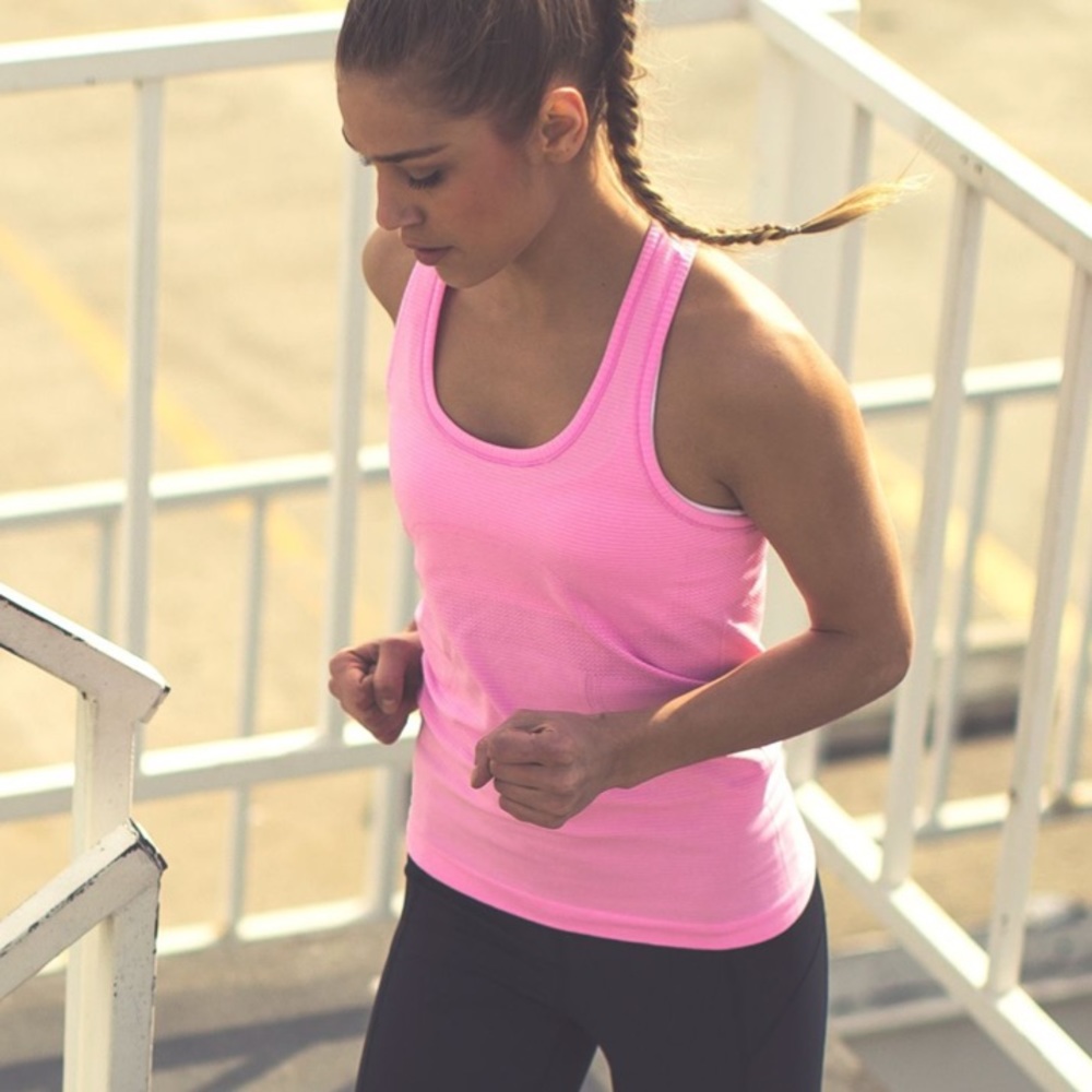 Lululemon Swiftly Tech Tank Bright Pink size 10